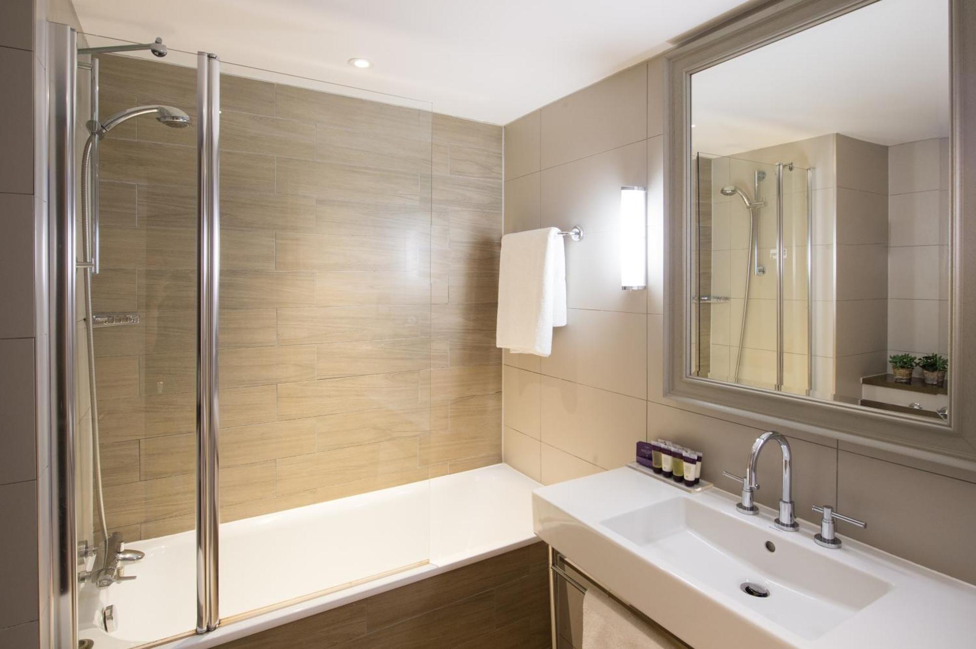 The Belfry Hotel & Resort Sutton Coldfield Ngoại thất bức ảnh